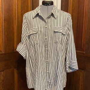 LAST CALL!! Croft & Barrow Gray Striped Button Down Shirt